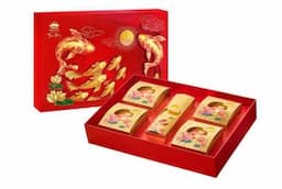 Hộp Bánh Trung Thu Kinh Đô Trăng Vàng Hoàng Kim Vinh Hiển (Đỏ) 4BX160 + Trà – 2023