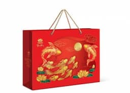 Hộp Bánh Trung Thu Kinh Đô Trăng Vàng Hoàng Kim Vinh Hiển (Đỏ) 4BX160 + Trà – 2023